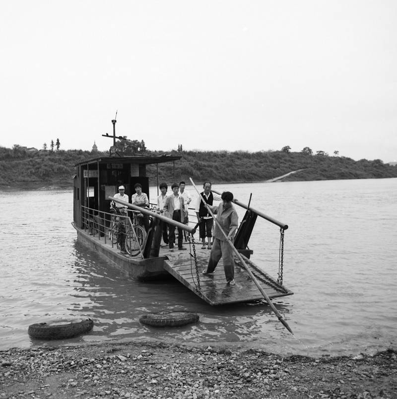 Foliang ferry