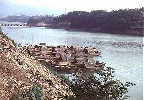 Chang River banks in Jingdezhen. Photo: © Jan-Erik Nilsson, 1992